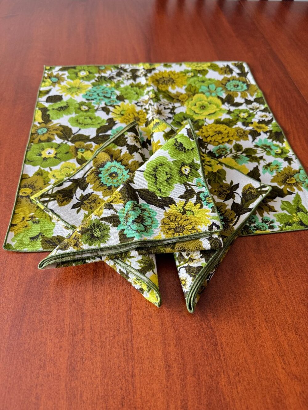 Floral Vintage Napkins Set MCM Leacock Cotton 4 pc